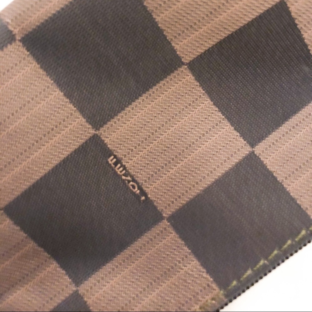 FENDI POUCH - Picture 2 of 4